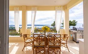House With Amazing Ocean View And Patio - Pool